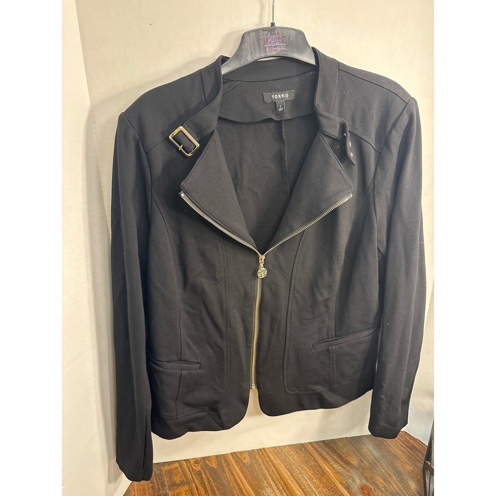 Torrid Womens Black Moto Jacket Plus Size 2 Full Zip Long Sleeve Gold Accents
